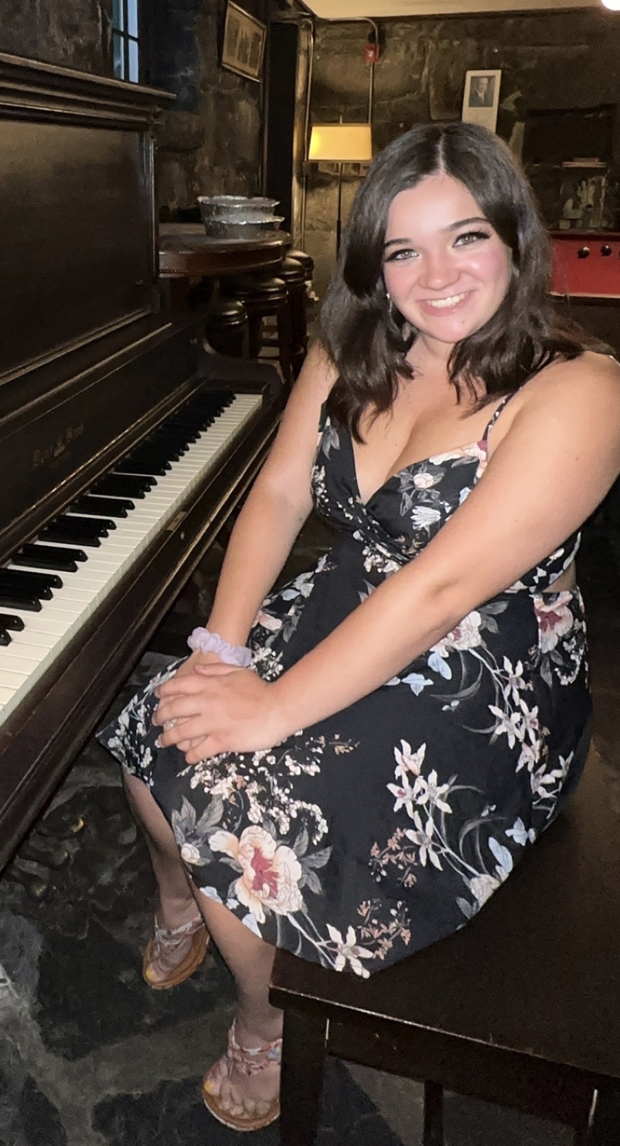 Vocal Teacher, Keyboard + Piano Teacher, Rookies Teacher Hannah MacNeil