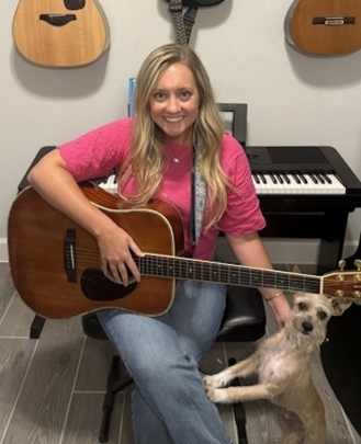 Vocals Teacher, Guitar Teacher Hannah Bartuska