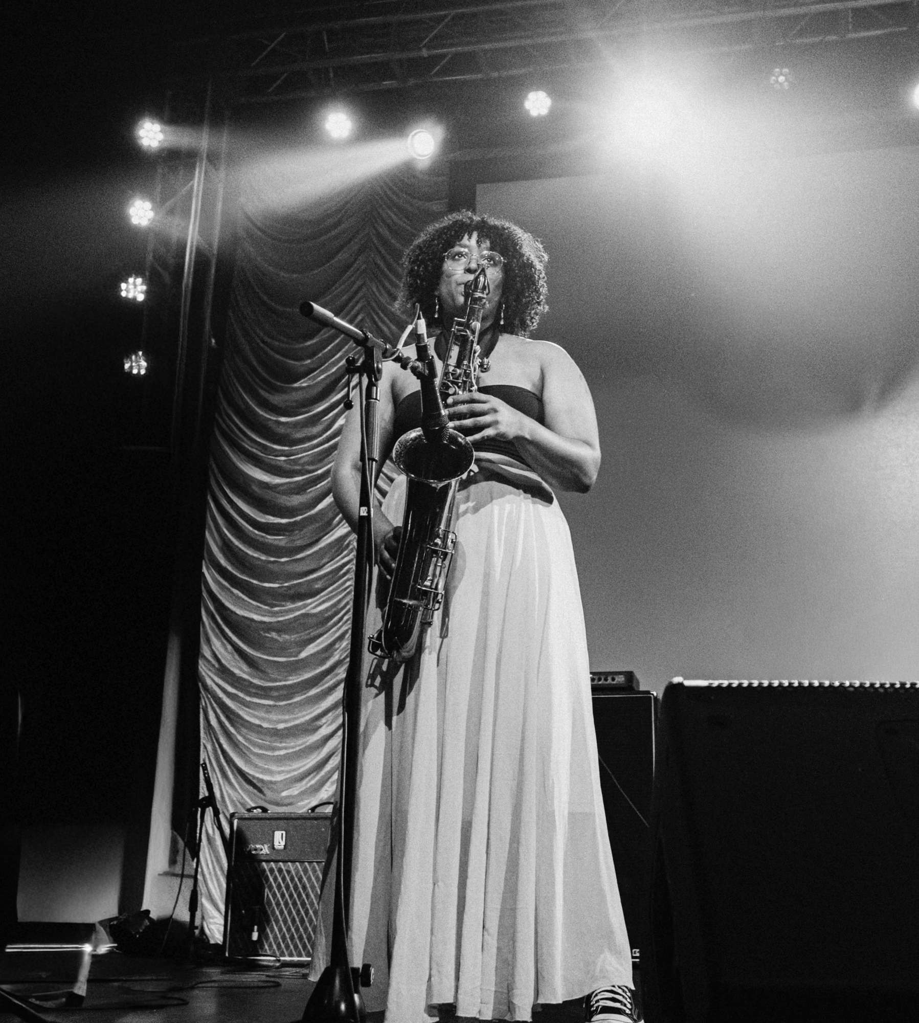 Guitar Teacher, Bass Guitar Teacher, Vocal Teacher, Keyboard + Piano Teacher, Saxophone Teacher Alondra Batista