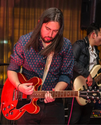 Guitar Teacher Andrew Silva