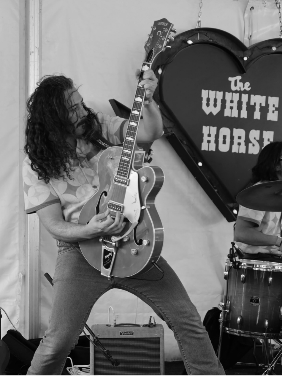 Guitar Teacher, Bass Guitar Teacher, Drum Teacher Willis