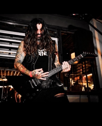 Guitar Teacher Johnny Iadevaio