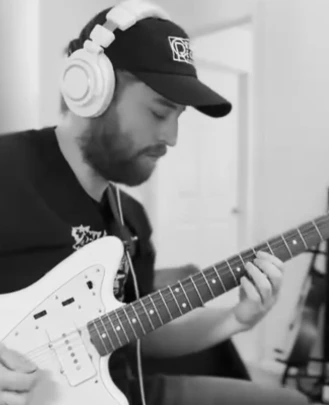 Guitar Teacher, Bass Guitar Teacher, Drum Teacher Jake Duncan 