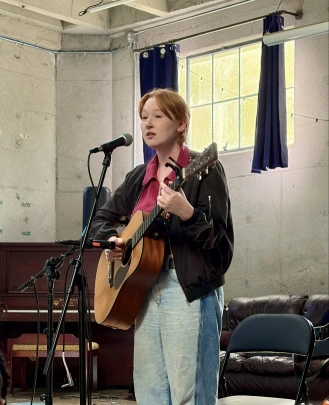 Vocal Teacher, Guitar Teacher Natalie