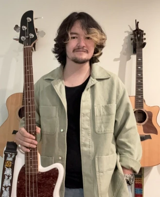 Bass Guitar Teacher, Guitar Teacher, Drum Teacher, Keyboard + Piano Teacher, Vocal Teacher Luke