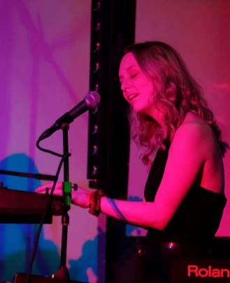 Vocal Teacher, Keyboard + Piano Teacher, Rookies Teacher Kira Dey-Lokay