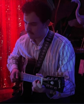 Guitar Teacher, Bass Guitar Teacher, Keyboard + Piano Teacher Jake Mongin