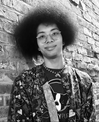 Bass Guitar Teacher, Guitar Teacher Liana