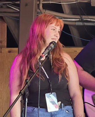 Vocal Teacher, Keyboard + Piano Teacher Chloe