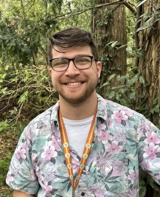 Guitar Teacher, Bass Guitar Teacher, Drum Teacher, Keyboard + Piano Teacher Jaden B