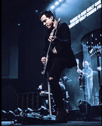 Guitar Teacher, Bass Teacher, Drums Teacher, Keyboard + Piano Teacher Randy