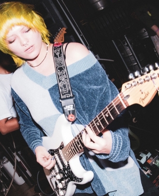 Vocal Teacher, Guitar Teacher, Bass Guitar Teacher, Keyboard + Piano Teacher Joolie Bradley