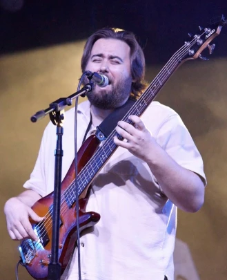 Bass Guitar Teacher, Guitar Teacher Kamron