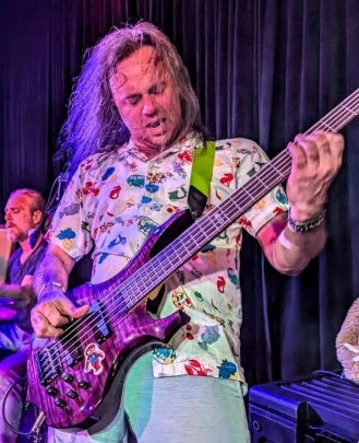 Guitar Teacher, Bass Guitar Teacher Glenn