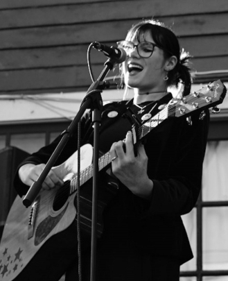 Guitar Teacher, Vocal Teacher Charlotte Doré