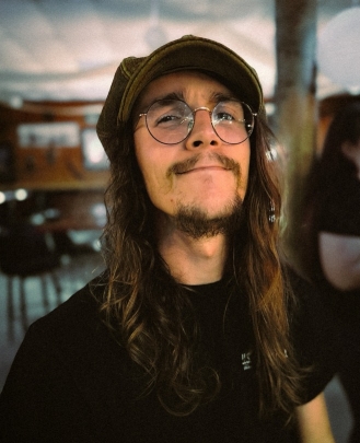 Bass Guitar Teacher, Guitar Teacher, Keyboard + Piano Teacher Isaac Burch