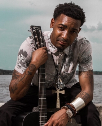 Guitar Teacher, Bass Guitar Teacher, Vocals Teacher, Keyboard + Piano Teacher Jaimz Mallett