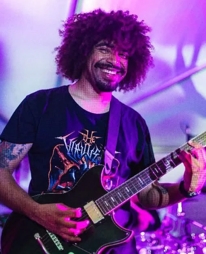Guitar Teacher, Bass Guitar Teacher, Drum Teacher Jesus