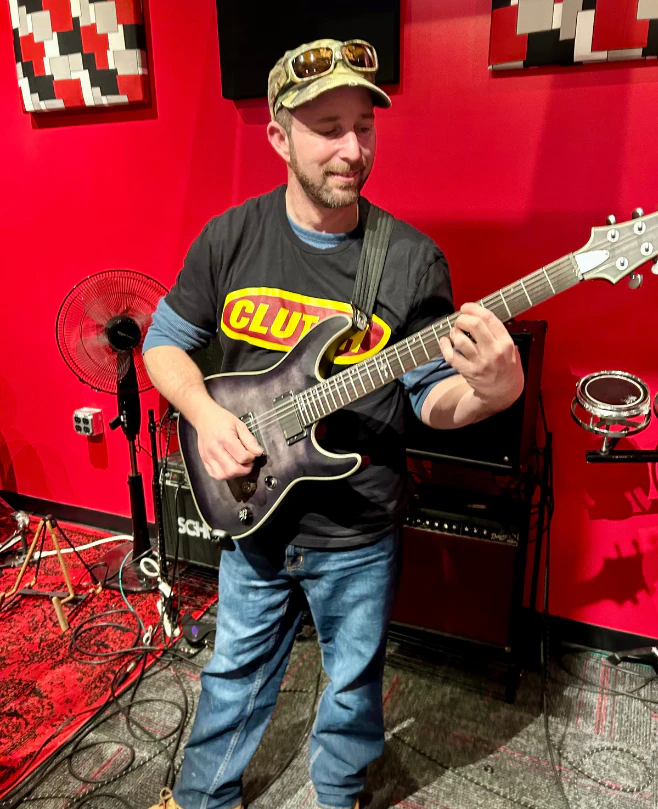 Guitar Teacher Joe Pettipas