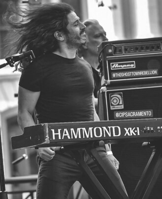 Keyboard + Piano Teacher, Vocal Teacher, Guitar Teacher Joel Case