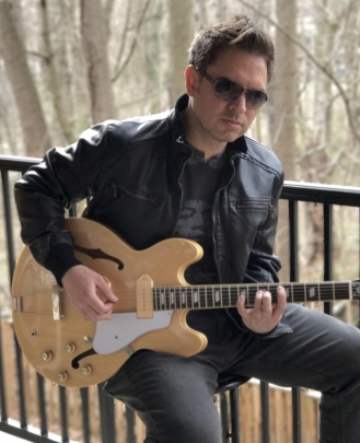 Guitar Teacher, Bass Guitar Teacher Jorge Flores