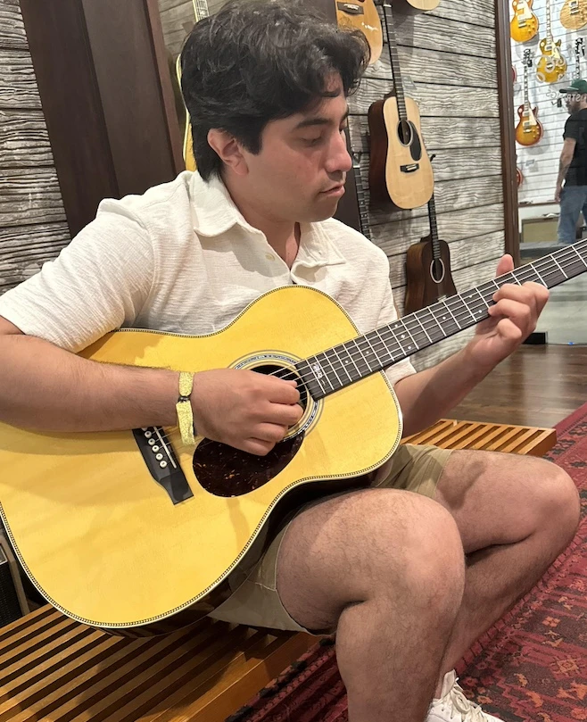 Guitar Teacher, Vocal Teacher, Keyboard + Piano Teacher, Drum Teacher Juan Miranda