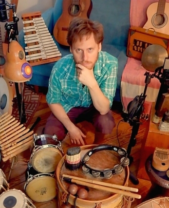 Profesor de Batería Facundo Flores