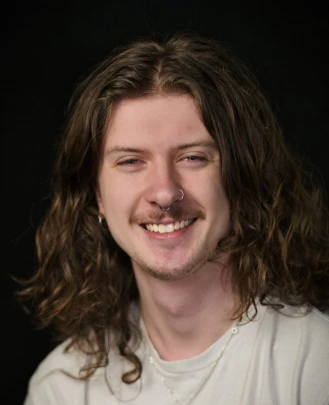 Guitar Teacher, Bass Guitar Teacher, Keyboard + Piano Teacher Karsten Mink 