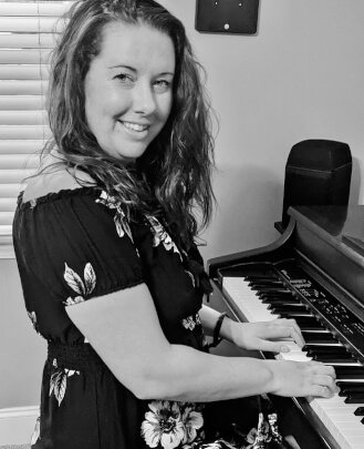Piano Teacher Lynnea Charles