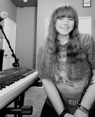 Vocal Instructor, Keyboard + Piano Instructor LeAnne