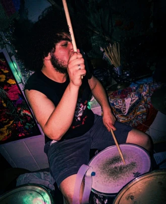 Drum Teacher, Bass Guitar Teacher, Guitar Teacher Louis Roman