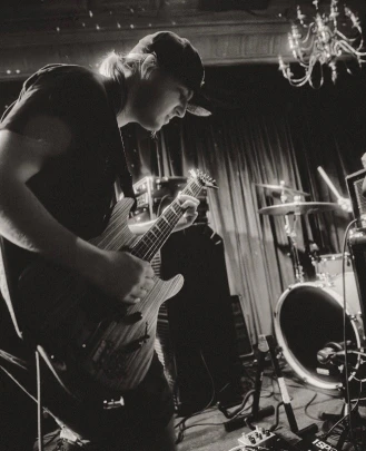 Guitar Teacher, Bass Guitar Teacher Luke Scheffer