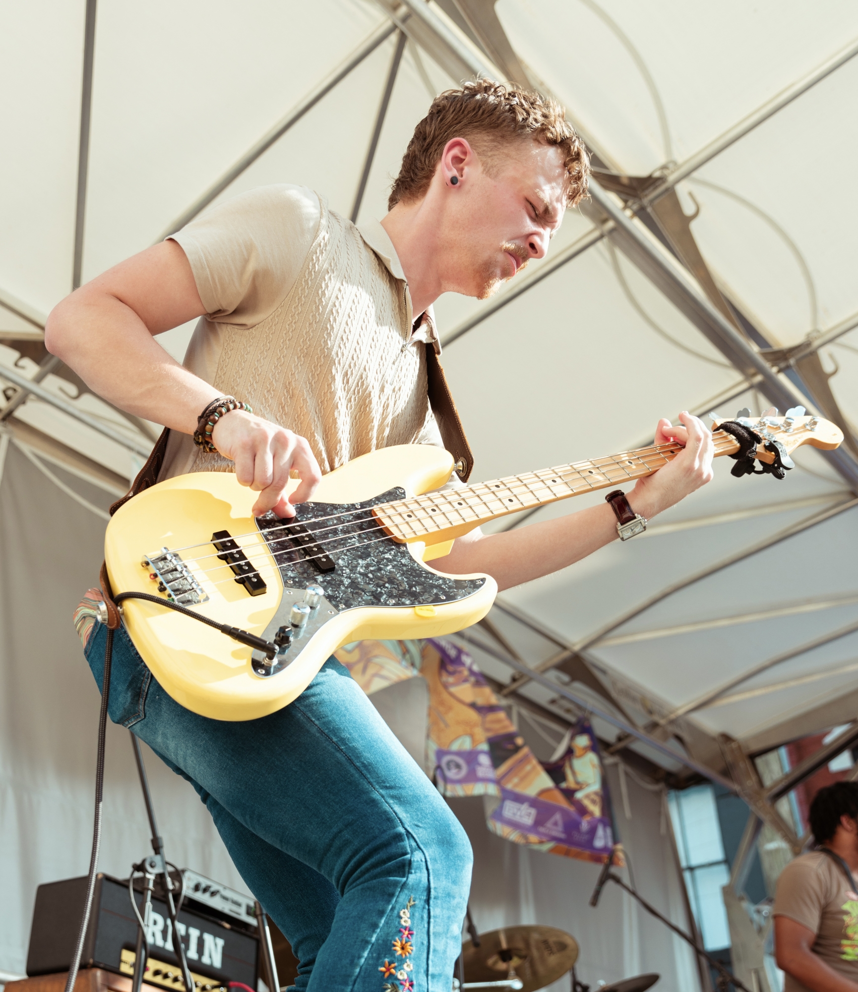 Bass Guitar Teacher, Guitar Teacher, Keyboard + Piano Teacher Maddox Bruce