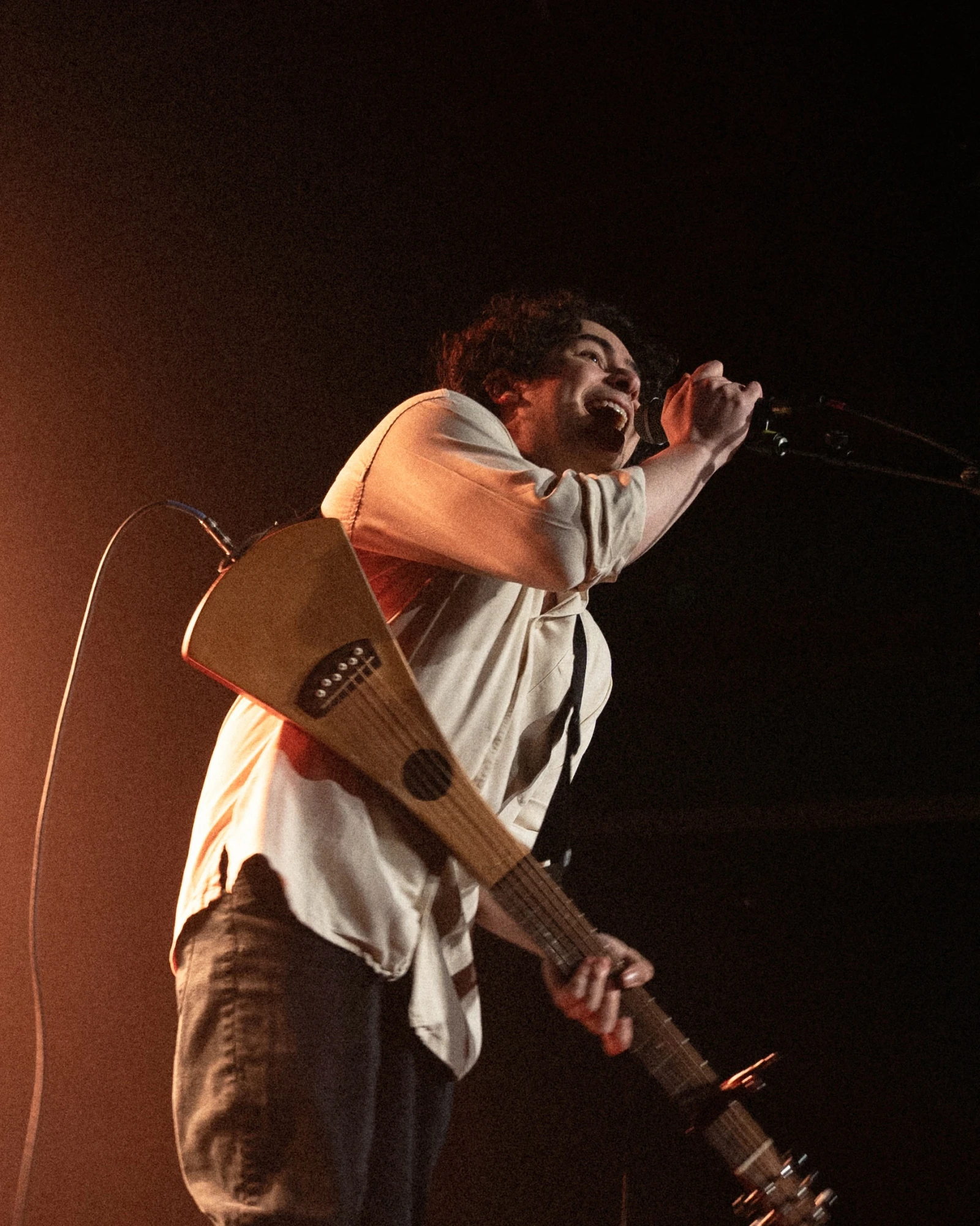 Guitar Teacher, Bass Guitar Teacher, Vocal Teacher, Keyboard + Piano Teacher Mars Mignon