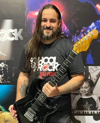 Professor de Guitarra e Violão Matheus França
