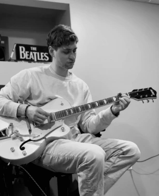Guitar Teacher, Bass Guitar Teacher Matt Marino