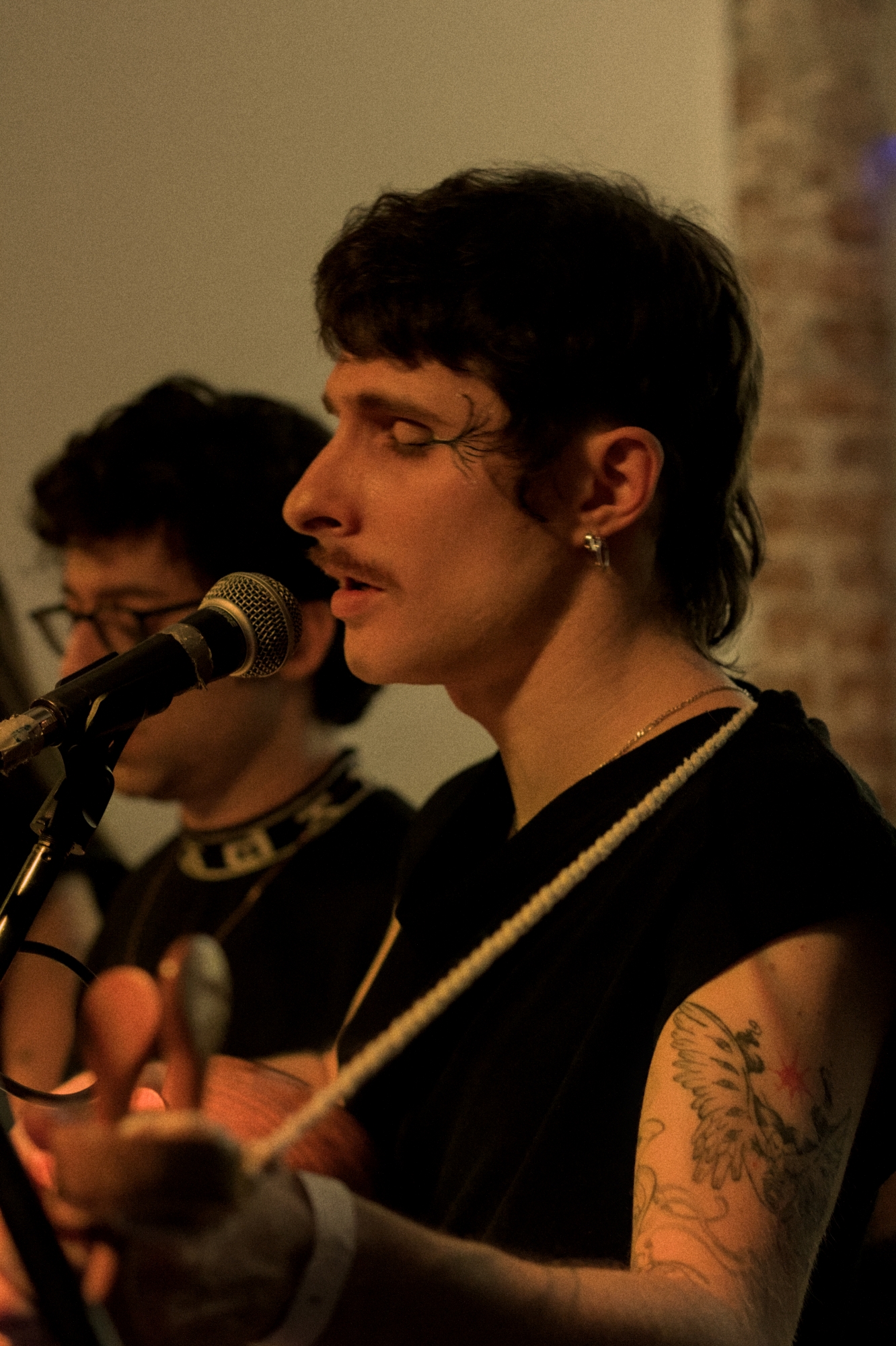 Profesor Multi-Instrumentista Sebastián Anton-Ojeda