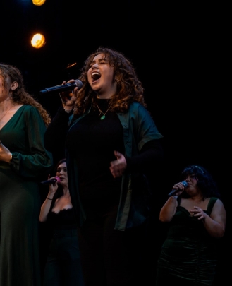 Vocals Teacher, Keyboard + Piano Teacher, Bass Guitar Teacher, Guitar Teacher Michelle