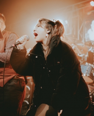 Instructora Canto Nayadeth