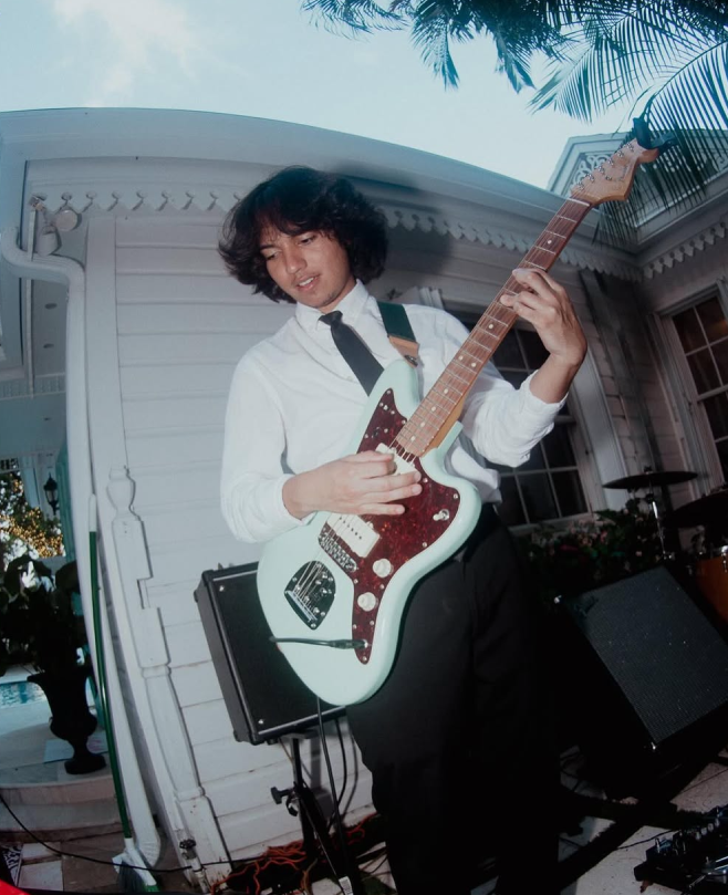 Guitar Teacher, Bass Guitar Teacher, Drum Teacher David C.