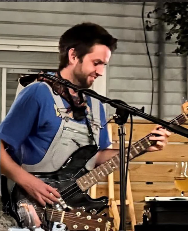 Bass Guitar Teacher, Guitar Teacher Parker Allen