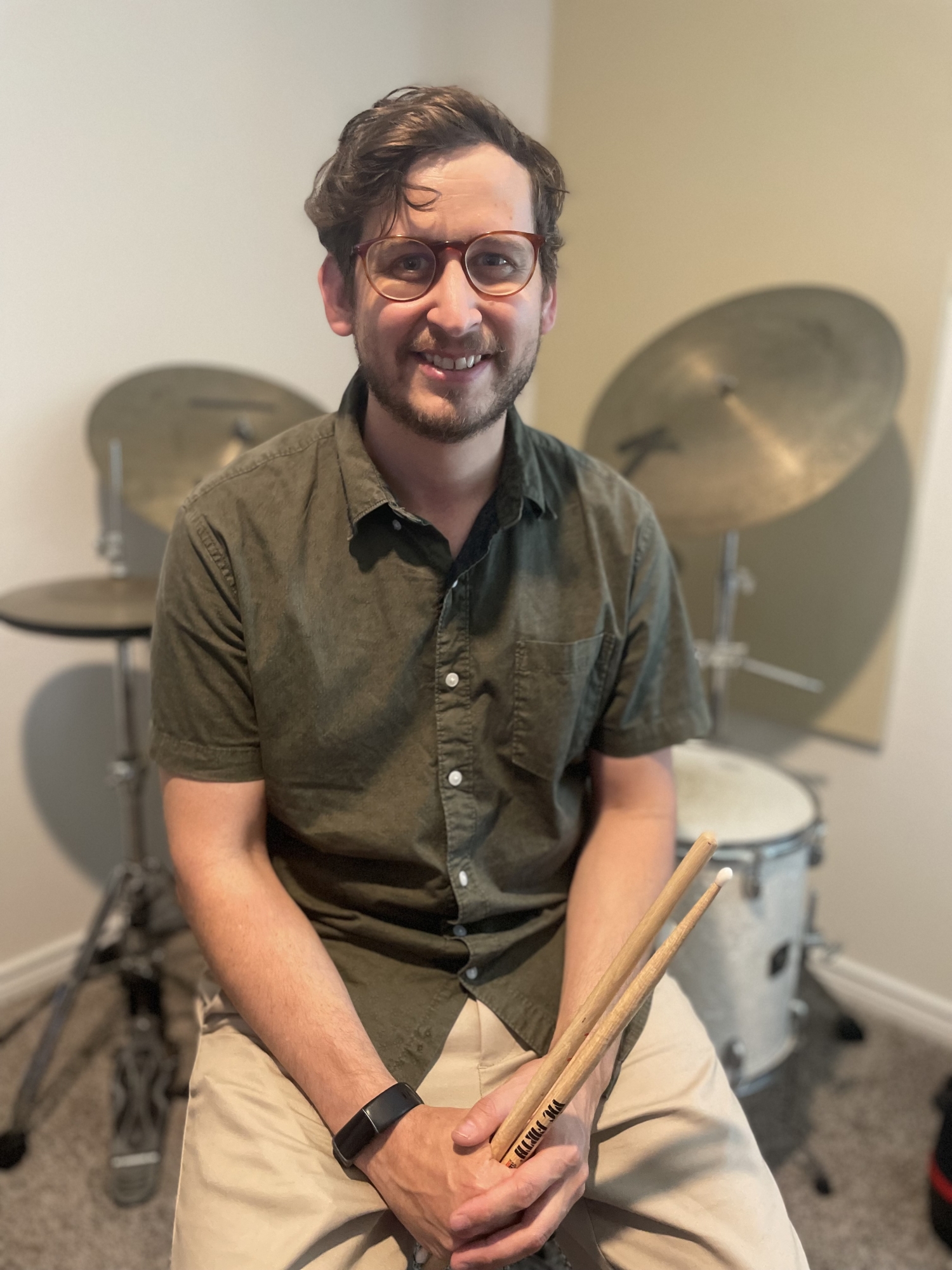 Drum Teacher, Keyboard + Piano Teacher, Guitar Teacher, Bass Guitar Teacher Peter