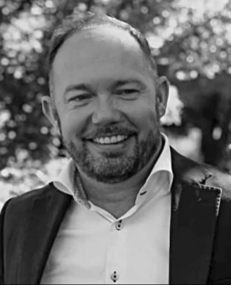 Co-Owner, CEO and Master Franchisee Keith Taeuber