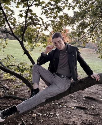 Keyboard + Piano Teacher, Vocals Teacher Robyn