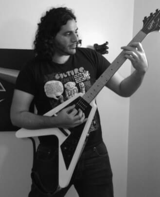 Guitar Teacher, Bass Guitar Teacher Roozbeh Bahmani