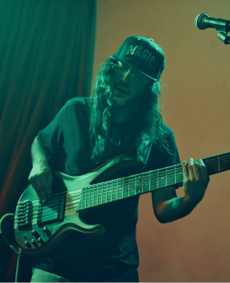 Instructor de Bajo Samuel Maluenda