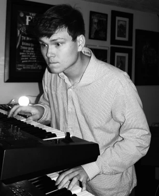 Guitar Teacher, Bass Guitar Teacher, Drum Teacher, Keyboard + Piano Teacher Charlie