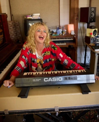 Vocal Teacher, Guitar Teacher, Keyboard + Piano Teacher, Drum Teacher, Bass Guitar Teacher Scout Gillett