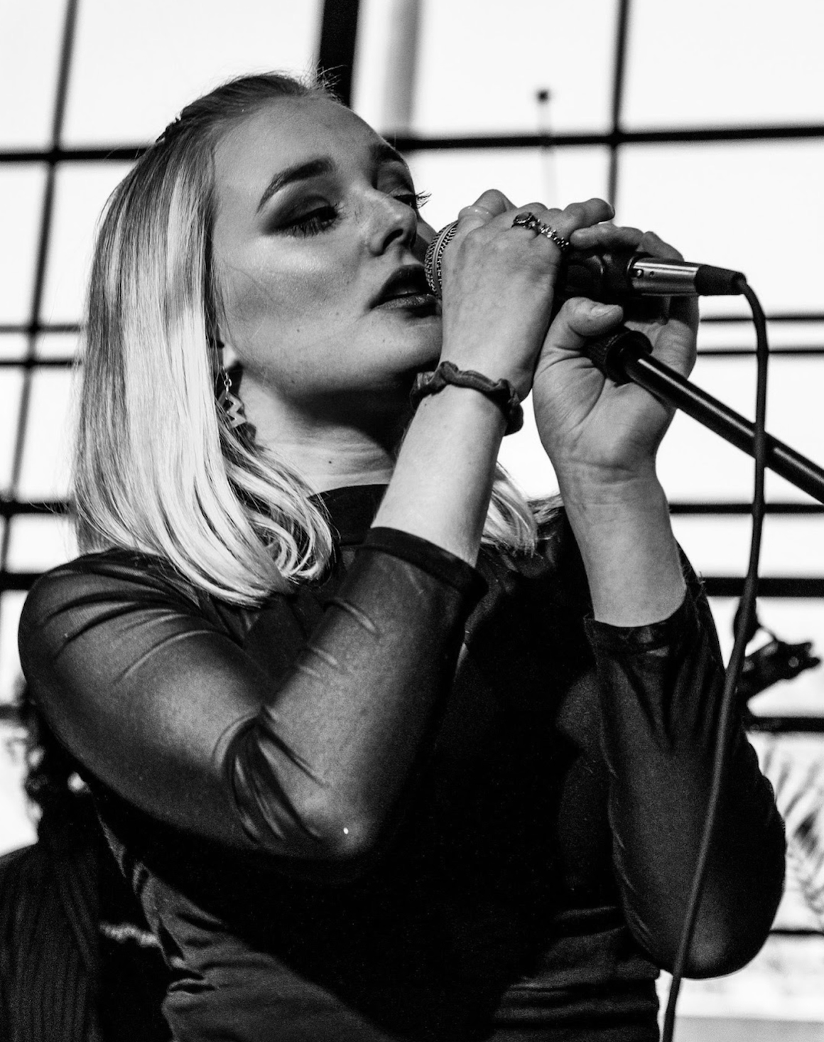 Vocals Teacher, Keyboard + Piano Teacher Issa