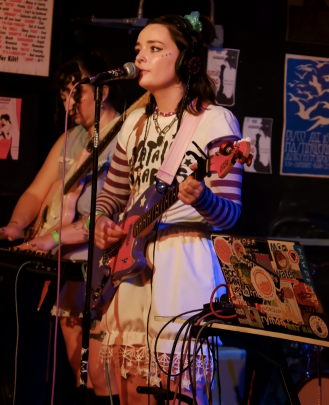 Vocal Teacher, Keyboard + Piano Teacher, Guitar Teacher, Bass Guitar Teacher Natalie Staples